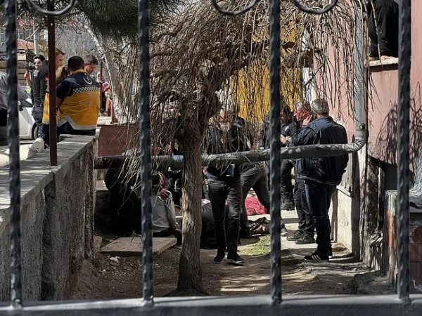 Evden 3 ceset çıktı! Anne ve 2 çocuğunun kahreden sonu